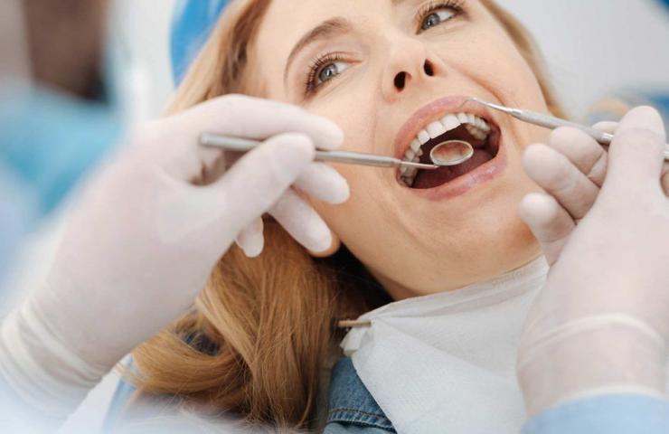تجهیزات پزشکی و دندانسازی