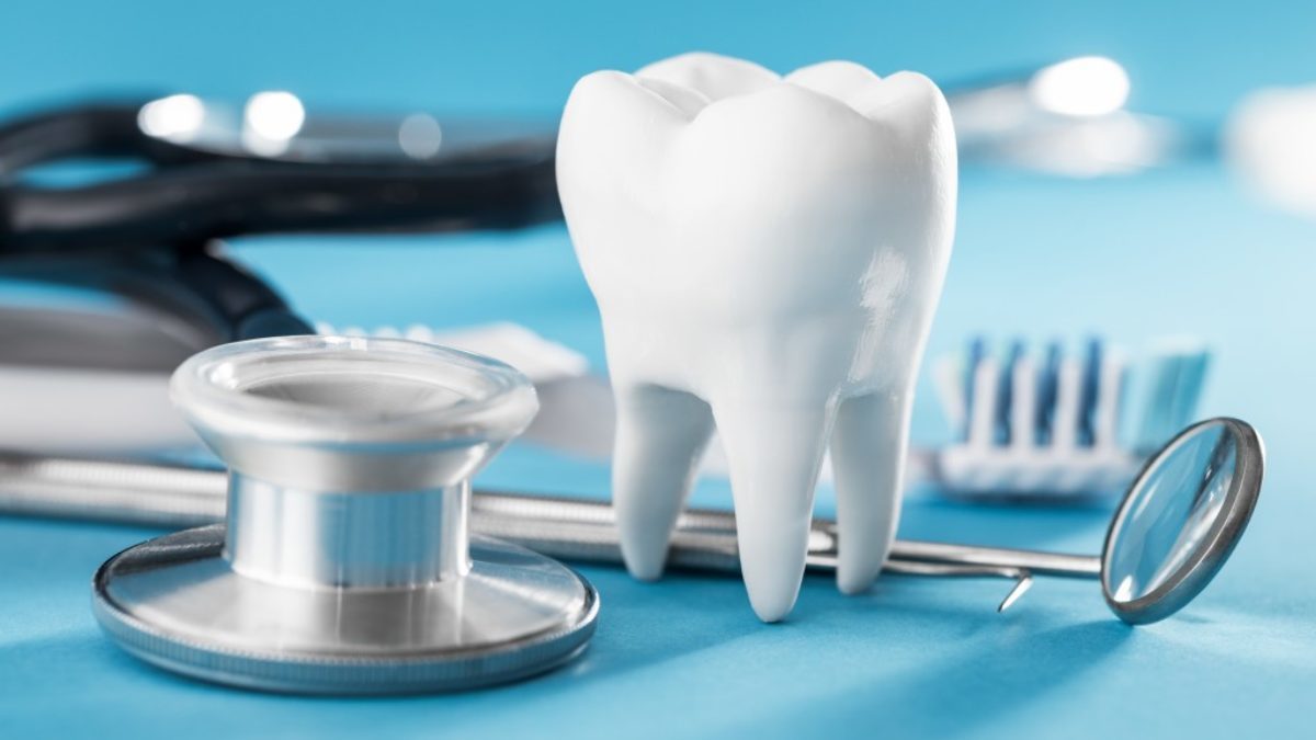 10 نکته که هنگام خرید تجهیزات دندانپزشکی باید به آن توجه داشت