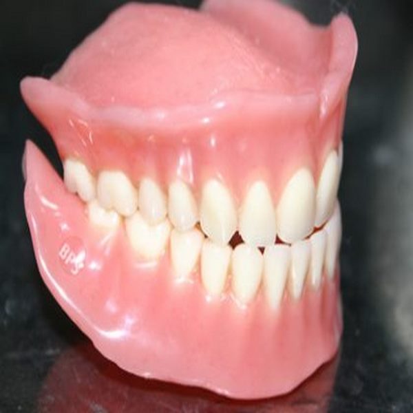 مراقبت از دندان مصنوعی چگونه است