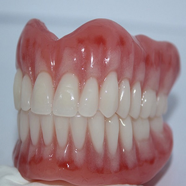 تفاوت دندان مصنوعی ژله ای و معمولی